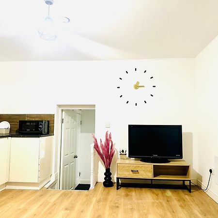 Albert Inn Apartments Манчестер Экстерьер фото